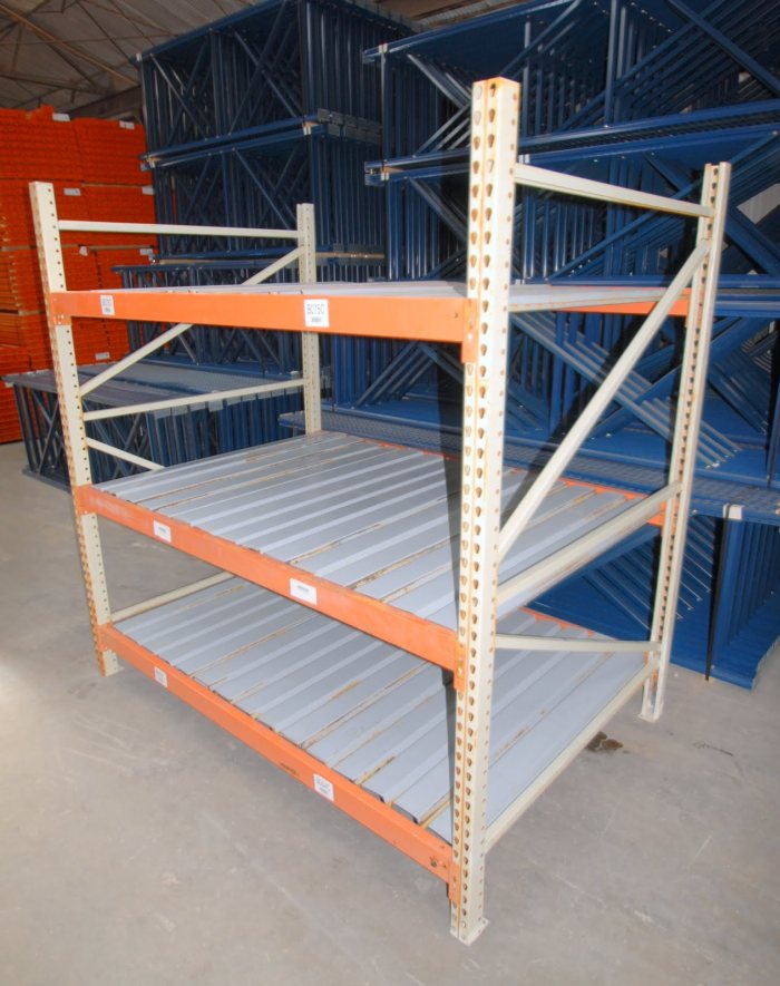 Clearance Pallet Rack With Corrugated Decking Warehouse Rack Company